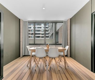 Close to EVERYTHING - Photo 3