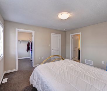 For Lease - 324 Equestrian Way Unit# 17, Cambridge, Ontario - Photo 1