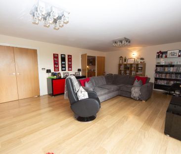 2 bedroom apartment to rent - Photo 2