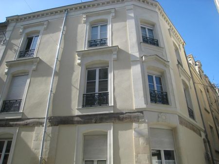 Location Appartement 1 pièce Meublé 16m² ANGERS 49100 - Photo 4