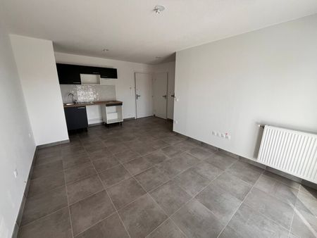 Location Appartement 2 pièces 38m² TOULOUSE 31400 - Photo 3