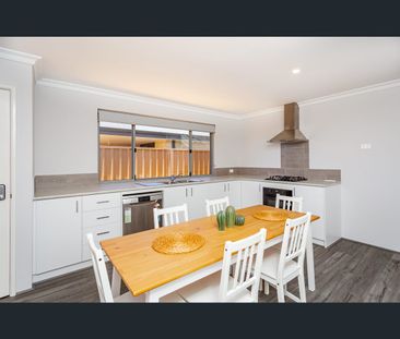 3/47 Persimmon Cres, Karnup, WA 6176 - Photo 2