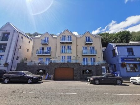 The Boat House, Swansea, SA3 - Photo 3