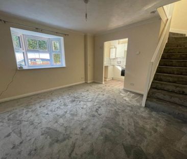 North Worle, Weston-super-Mare, North Somerset - Photo 2