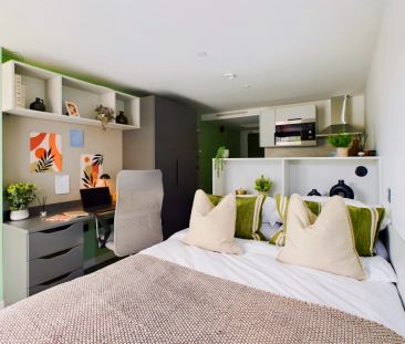 Silver Studio - Photo 1