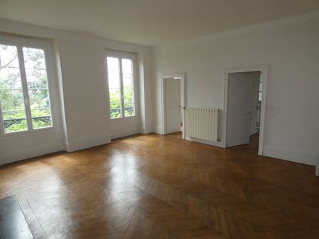 Location Appartement 3 pièces 117m² JOIGNY 89300 - Photo 5