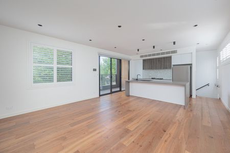 83 Andrew Street, Northcote VIC 3070 - Photo 5