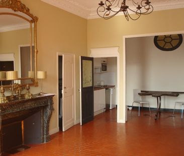 Location Appartement 2 pièces 68m² DRAGUIGNAN 83300 - Photo 3