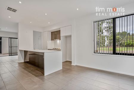 16 Apprentice Street St Clair SA - Photo 2