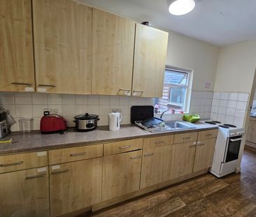 Studio Flat, Willes Road, NW5 - Photo 2