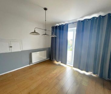 3 bedroom property to rent - Photo 4