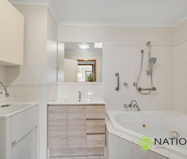 4/12 Luke Street, Holt ACT 2615 - Townhouse For Rent | Domain - Photo 5