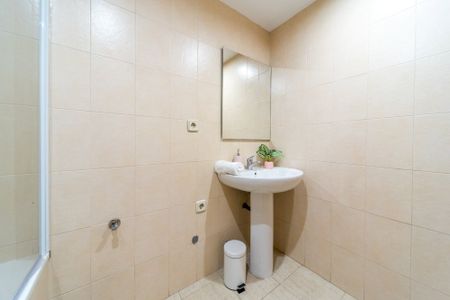 Central room in Colegiata - Photo 3