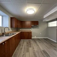 1 room apartment of 102m² in Gatineau - Photo 2