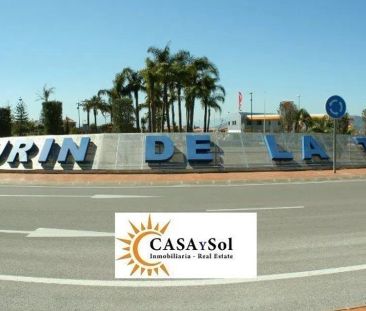 Alquiler de casa o chalet independiente en Calle Violeta Parra - Photo 3