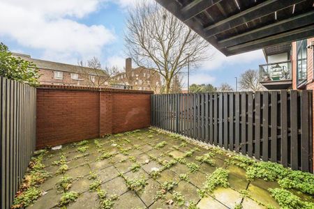 Studio to rent - Photo 5