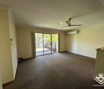 $600 per week - Photo 1