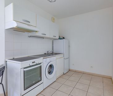 Beau T2 meublé avec balcon et garage, - Photo 6