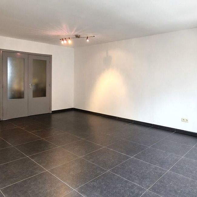 Appartement te huur in Tongeren voor € 680 met 1 slaapkamer - Photo 1