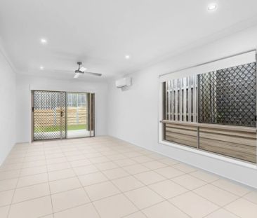 Charming Family Home in Flagstone - Photo 5