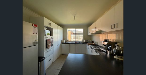 Family Living At Its Best - Photo 1