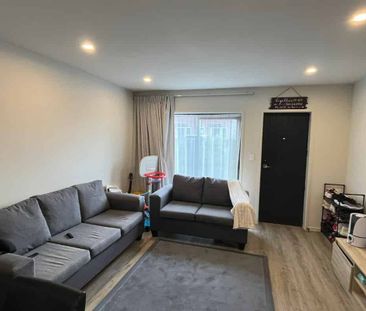 Favona Townhouse - Photo 5