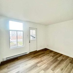 2 CH - 1 SDB - Montréal - $1,775 /mo - Photo 2