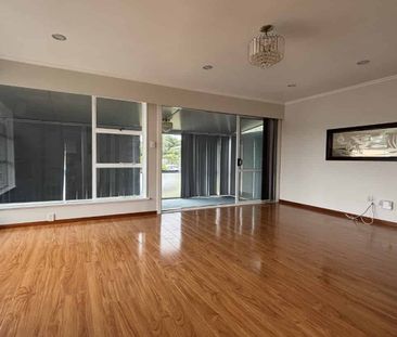 Upstairs for Rent – 30 Udys Road - Photo 1