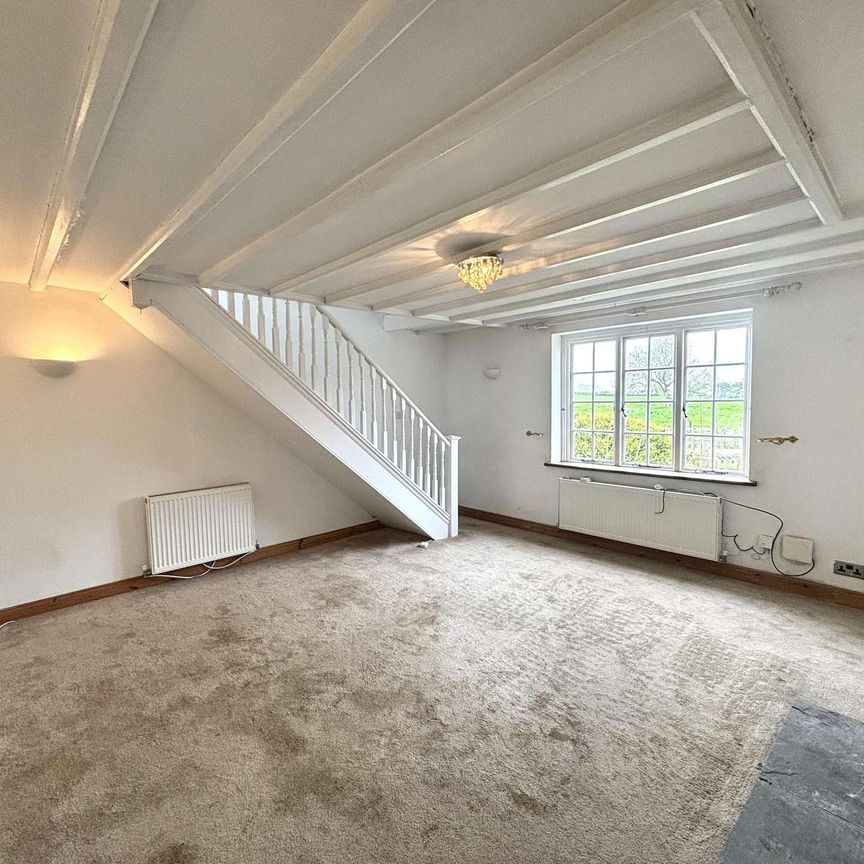 Two Bedroom Semi Detached Residential House in a village location - Photo 1