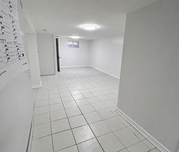 For Lease - 77 Highland Park Boulevard, Markham, Ontario - Photo 3