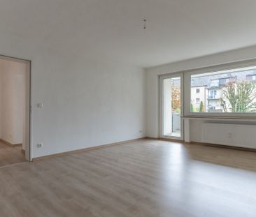 Schöne ca. 78m² große 3-Zimmer-Wohnung mit Balkon, Aufzug und helle... - Photo 1