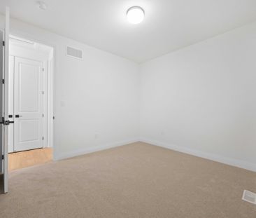 For Lease - 33 Spiritwood Way, Brampton, Ontario - Photo 5