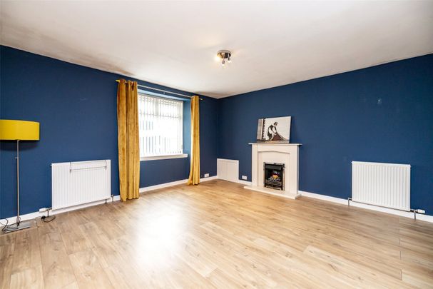 3 bedroom apartment to rent - Photo 1