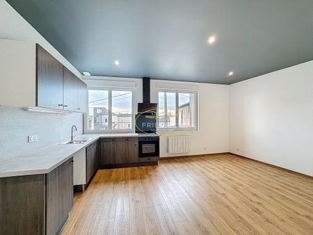 Location Appartement 3 pièces 83m² VAUCOULEURS 55140 - Photo 2