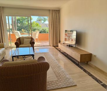 LUXURY APARTMENT IN EL EMBRUJO MARBELLA – PUERTO BANÚS - Photo 5