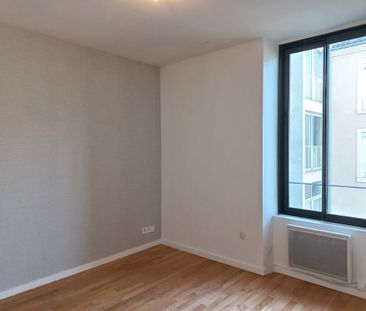 Location Appartement 2 pièces 49m² VICHY 03200 - Photo 4