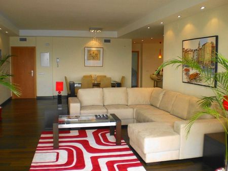 Apartment for rent in The Port - Photo 5