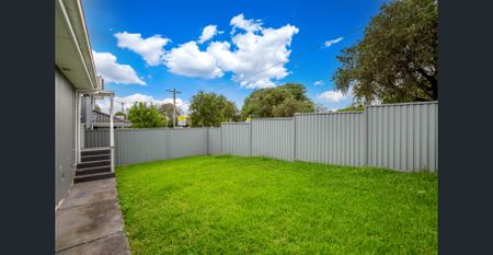 Great Family Home! - Photo 4