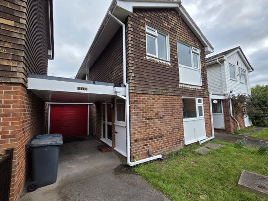 Waltham Close, West Bridgford, Nottingham, NG2 - Photo 1