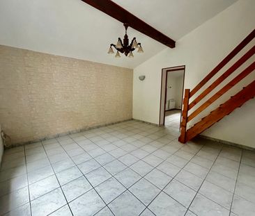 Location Appartement 4 pièces 63m² ST JEOIRE PRIEURE 73190 - Photo 2