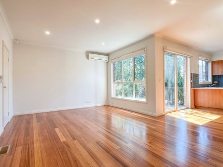 2/24 Panorama Street, Clayton - Photo 4