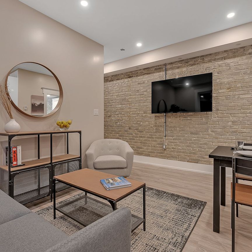 For Lease - 216 Seaton Street Unit# 2nd Bedroom, Toronto, Ontario - Photo 1