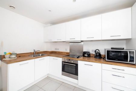 2 bedroom flat to rent - Photo 5