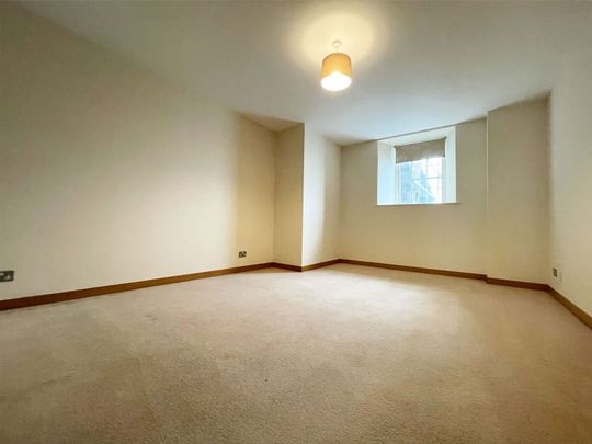2 Bedroom - Photo 1