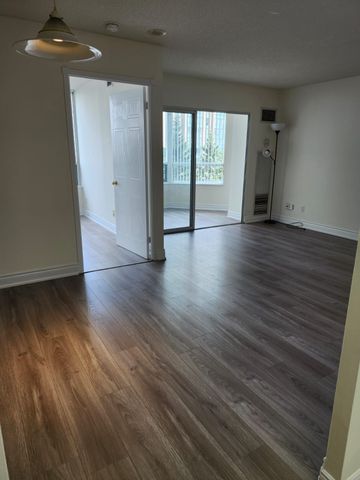 For Lease - 135 Hillcrest Avenue Unit# 402, Mississauga, Ontario - Photo 5
