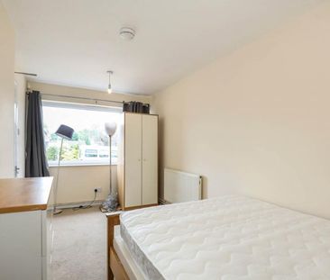 5 bedroom detached to rent Paxton Road, Northampton, Northamptonshi... - Photo 5
