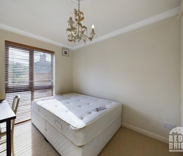 3 bedroom townhouse to rent - Photo 2
