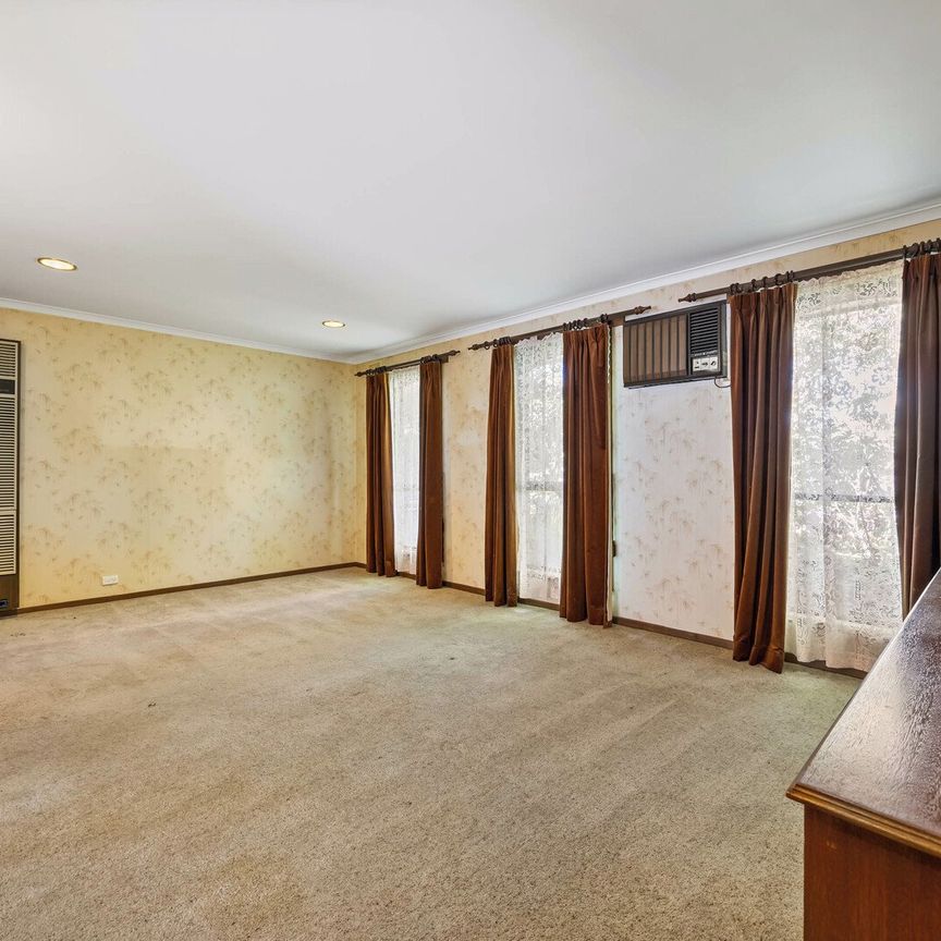 Spacious Home In Delacombe - Photo 1