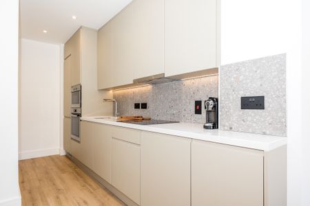 One Bedrooms @ Rockpoint, Newtown Avenue, Blackrock, County Dublin. - Photo 5