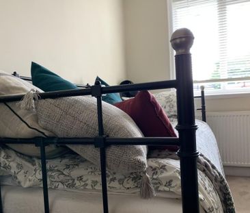 3 bedroom semi-detached house to rent - Photo 6